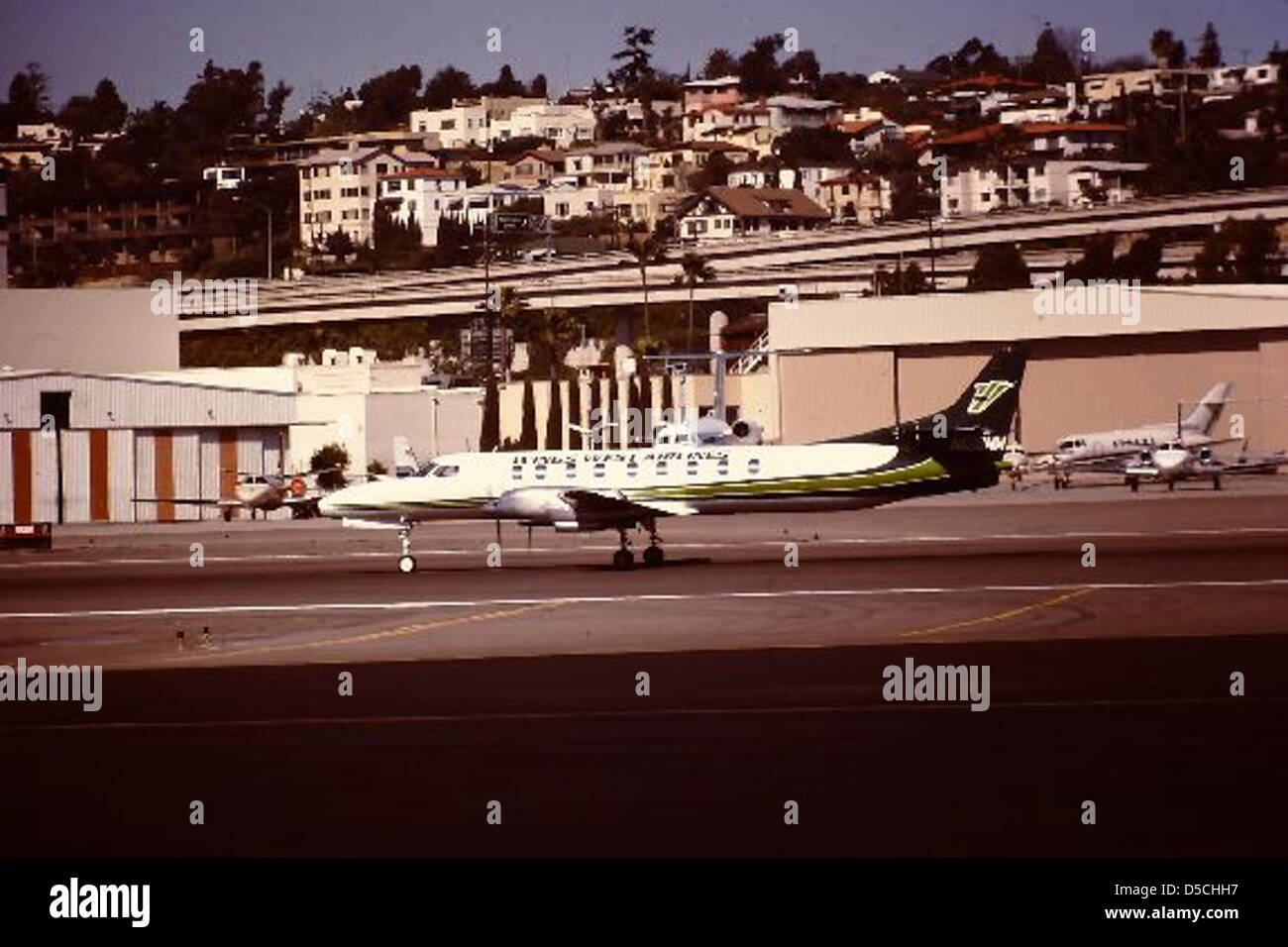 The Fairchild-Swearingen Metroliner N138WW is a twin-engine aircraft ...