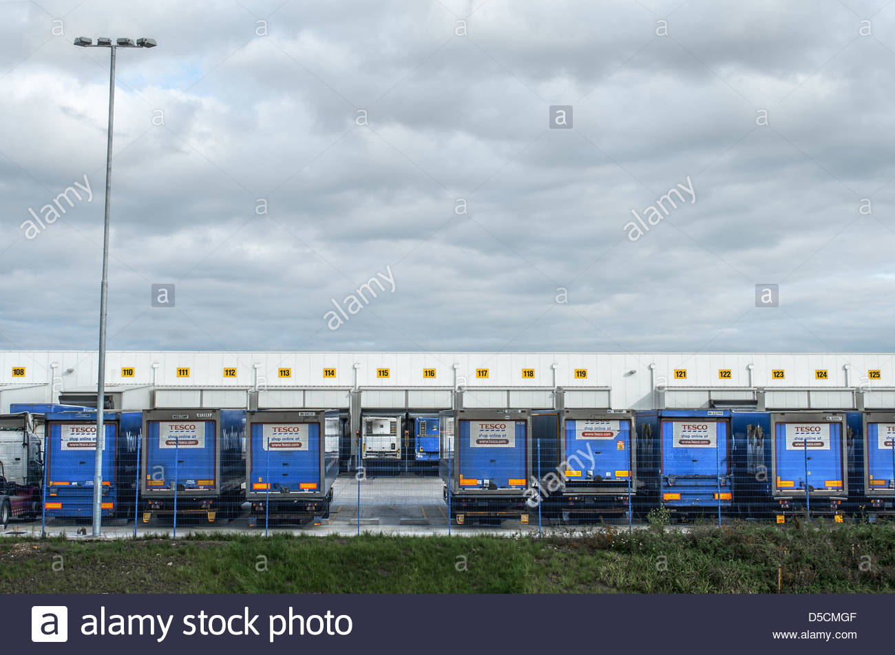 Distribution Centre Stock Photos & Distribution Centre Stock Images Alamy