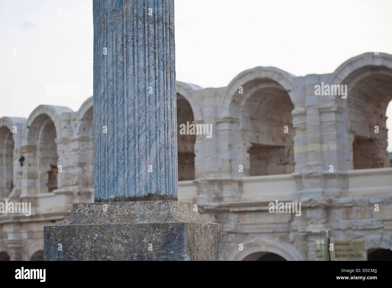 Column part section arches hi-res stock photography and images - Alamy