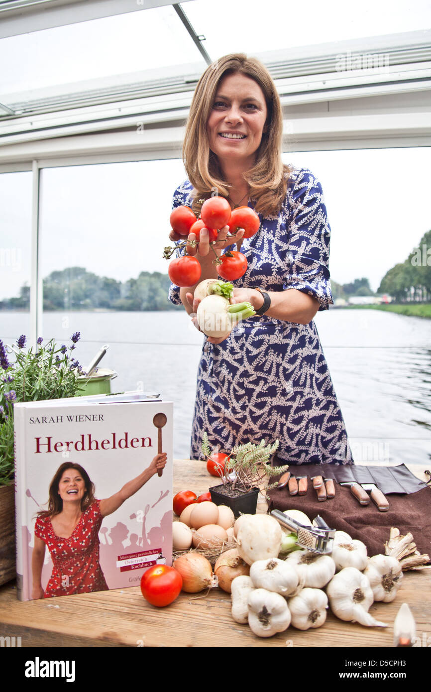 Sarah Wiener promoting her new book 'Herdhelden' at Lokalgold auf der Binnenalster restaurant. Hamburg, Germany - 31.08.2011 Stock Photo