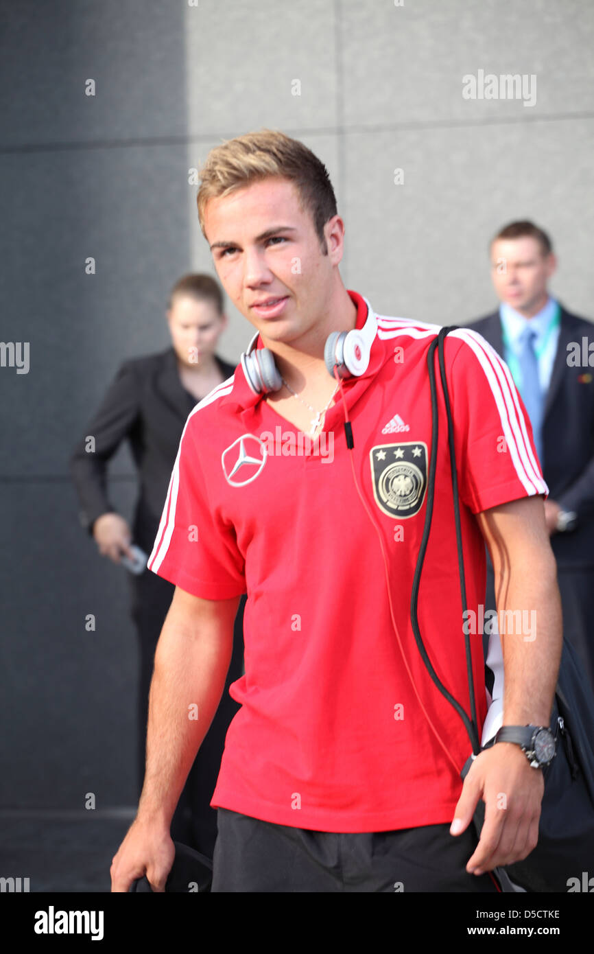 Mario Goetze of the German football team outside Hyatt hotel. Duessldorf, Germany - 02.09.2011 Stock Photo