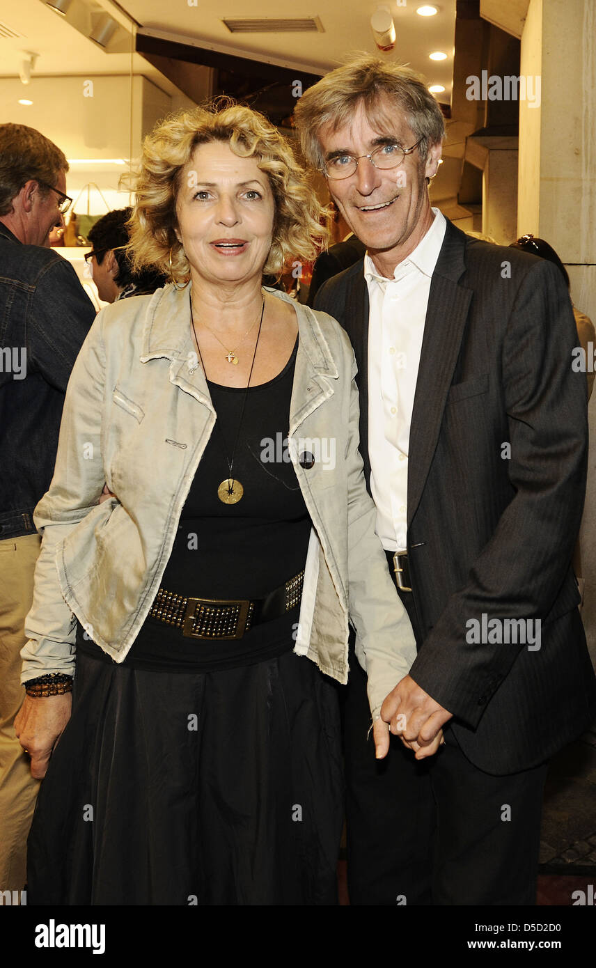 Michaela May with her husband Bernd Schadewald the Aigner Shop Event Aigner  store on Theatinerstrasse street. Munich, Germany Stock Photo - Alamy