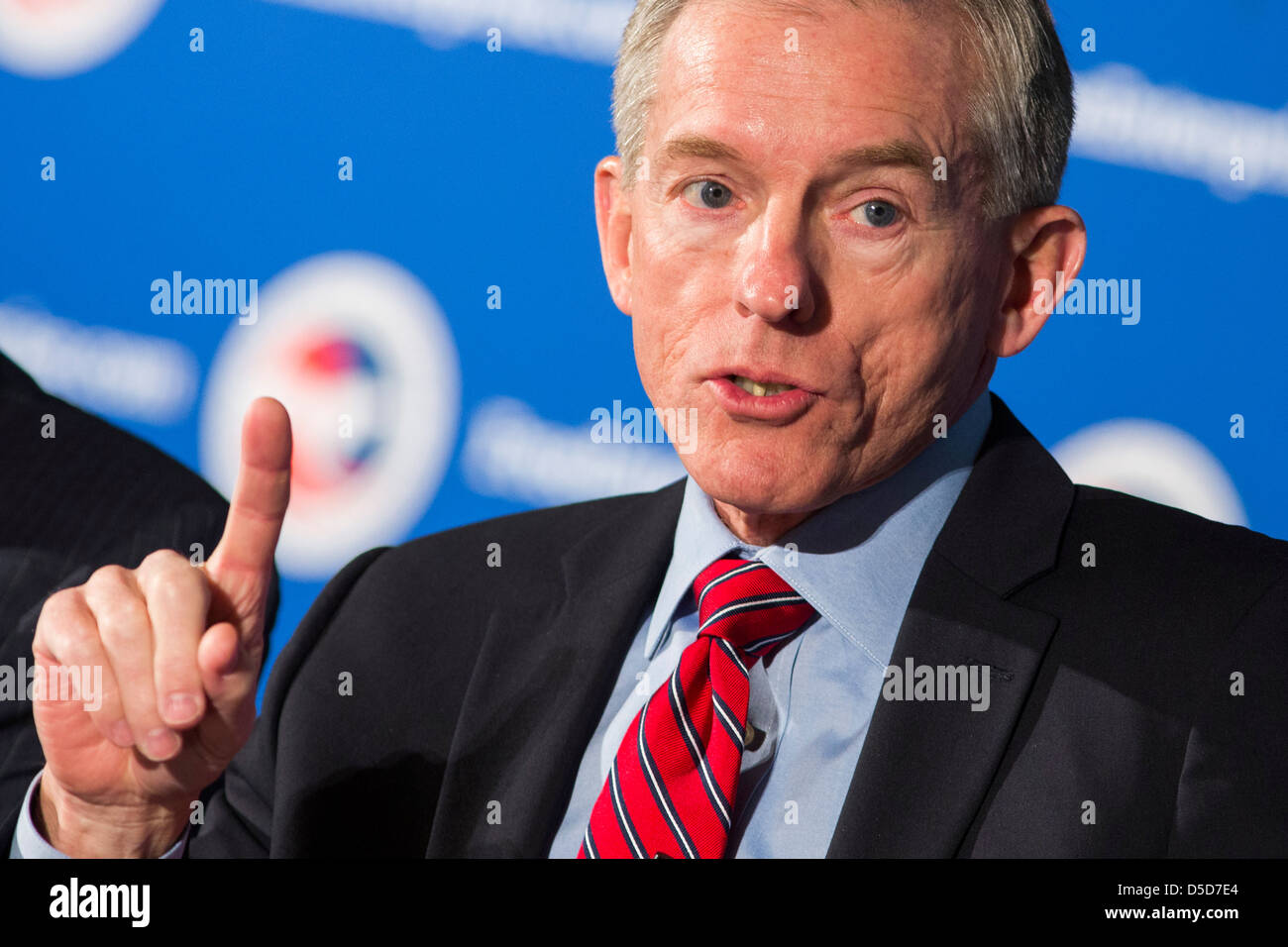 Clayton M. Jones, Chairman and Chief Executive Officer (CEO) of Rockwell Collins Stock Photo Alamy