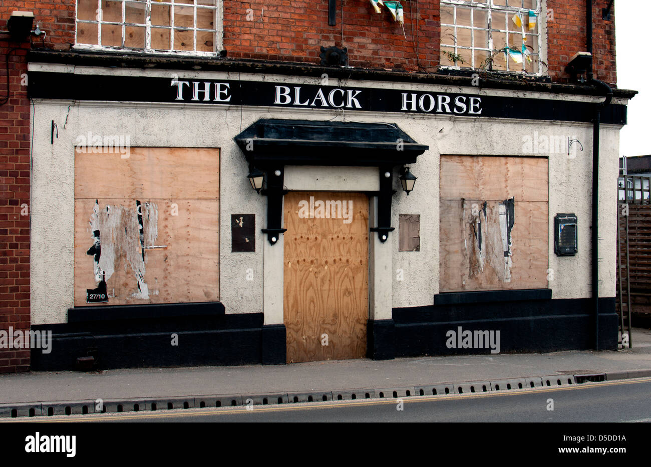 The Black Horse pub closed and boarded up, Spon End, Coventry, UK Stock