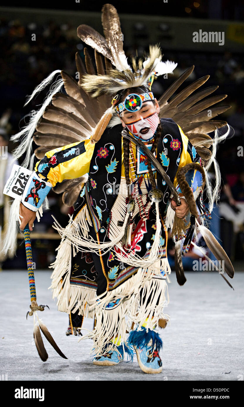 Native American Traditional Dress And Headpiece High Resolution Stock Native American Traditional Dress And Headpiece High Resolution Stock