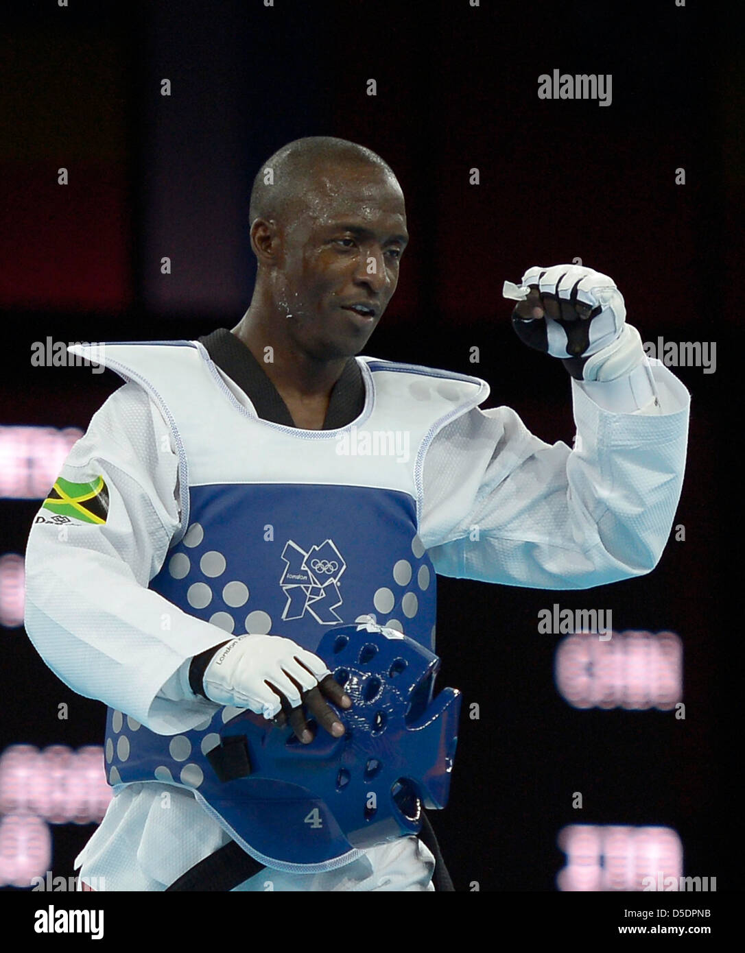 Kenneth Edwards (JAM, Jamaica, blue) celebrates. taekwondo Stock Photo