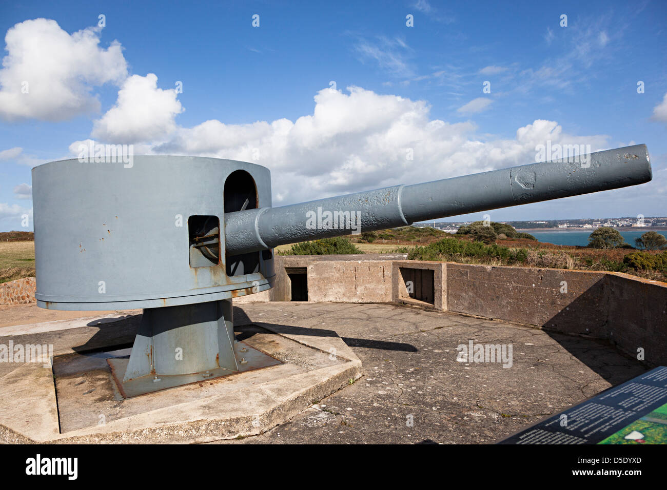 Battery Lothringen No 1 Gun preserved at Noir Mont, Jersey, Channel Islands, UK Stock Photo