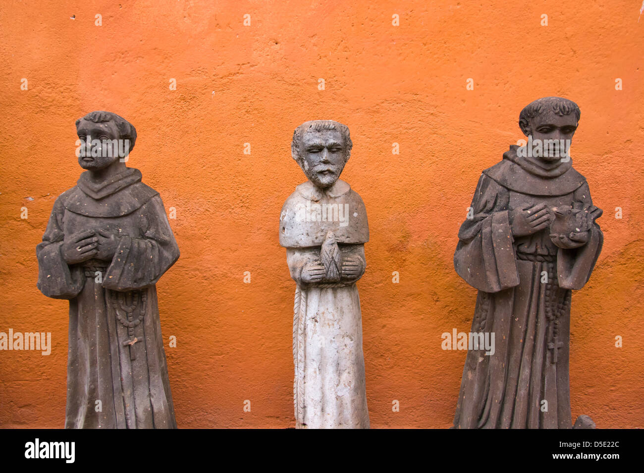 Statues on the street, San Miguel de Allende, Mexico Stock Photo