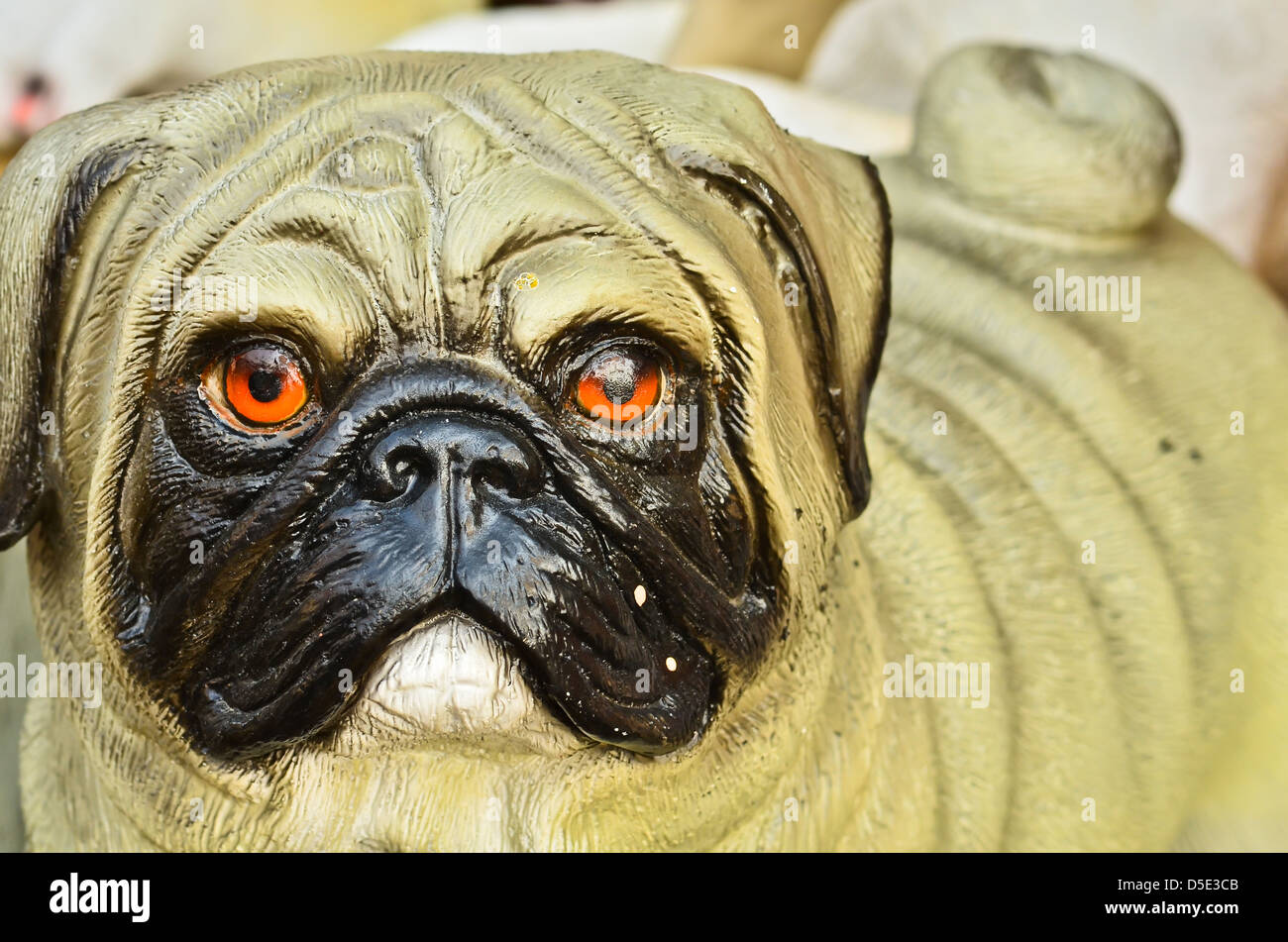 Statuette of dog sitting hires stock photography and images Alamy