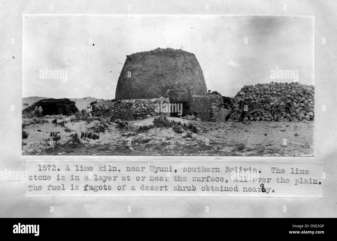 A lime kiln, near Uyuni, southern Bolivia Stock Photo Alamy