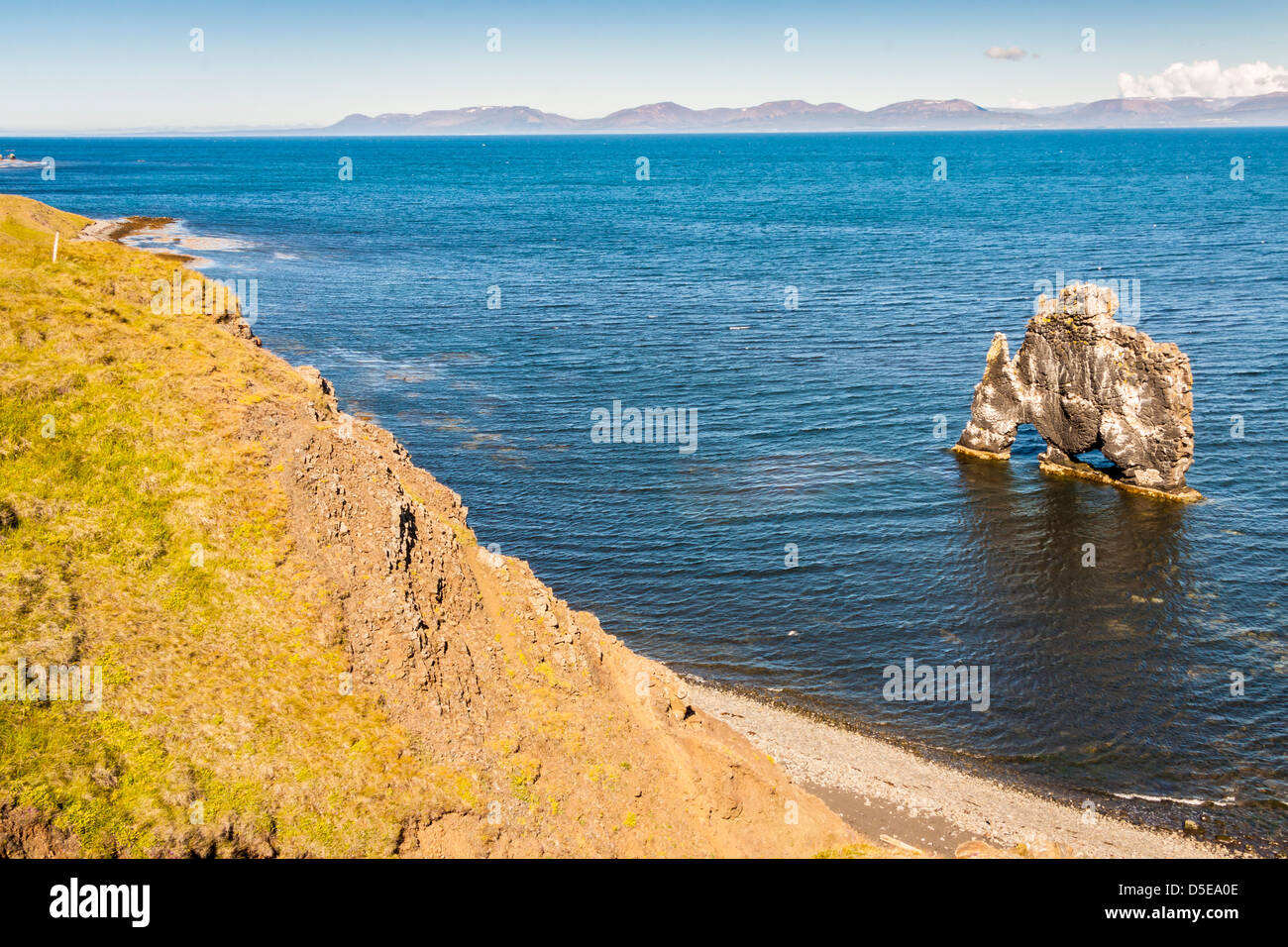 Square Rocks Iceland Icelandic rock formation hvitserkur hi-res stock photography and images ...