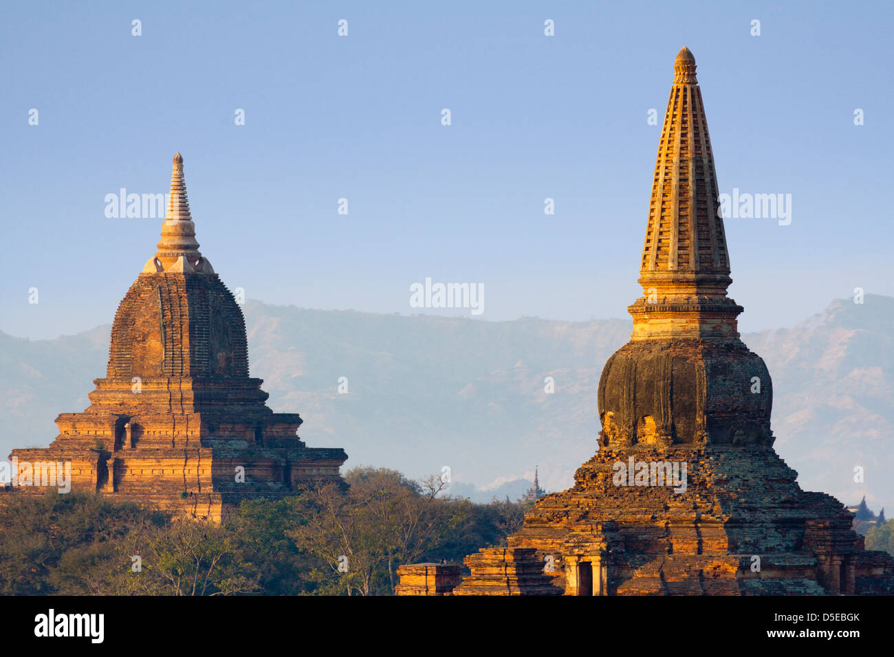 The Temples and Pagodas of Bagan, Myanmar - early morning 7 Stock Photo