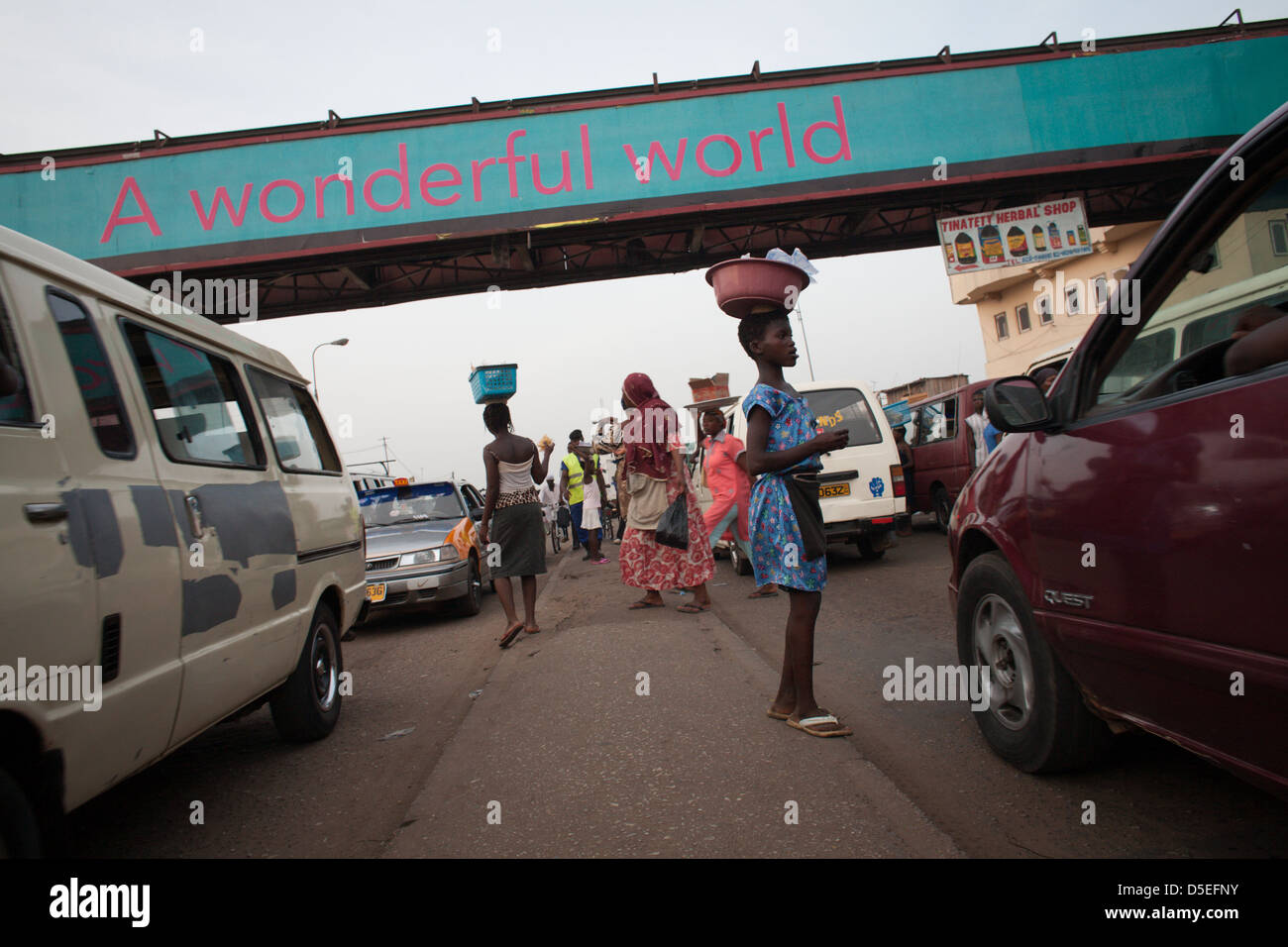 Street scene in Accra, Ghana Stock Photo - Alamy