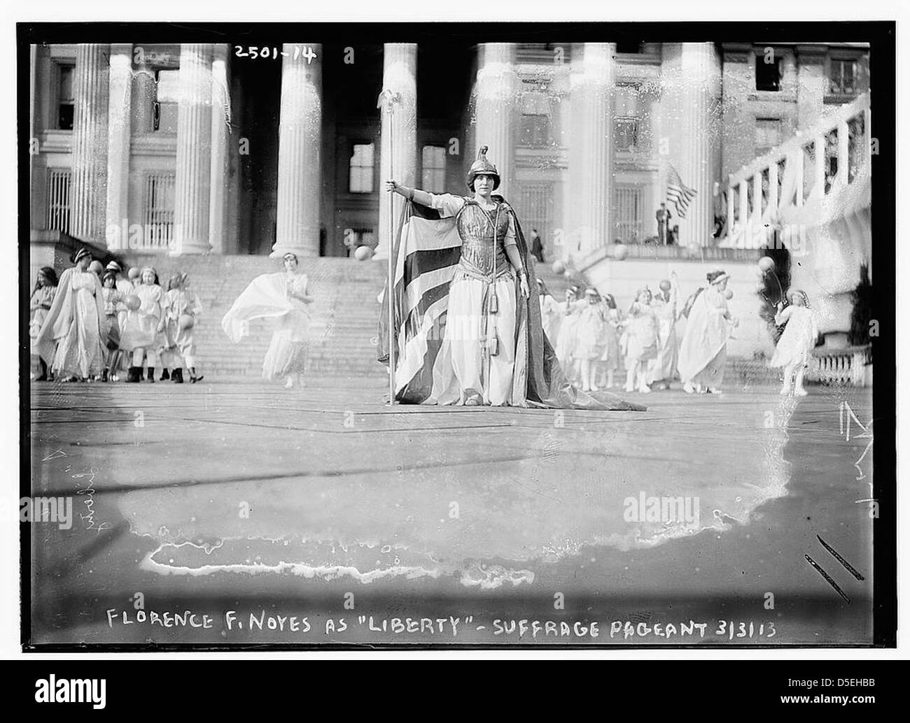 [Hedwig Reicher as Columbia] in Suffrage Pageant (LOC) Stock Photo