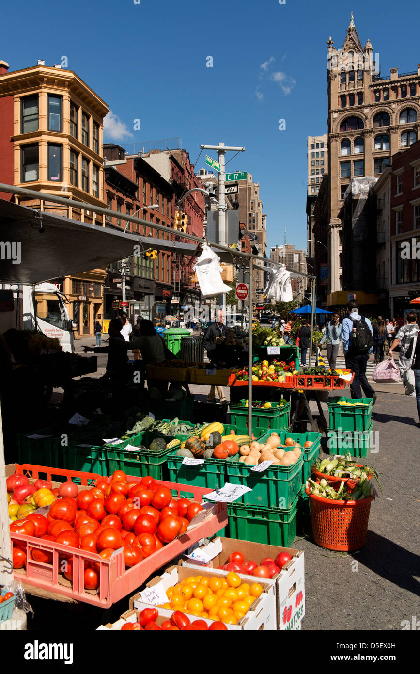 Sunny market hires stock photography and images Alamy