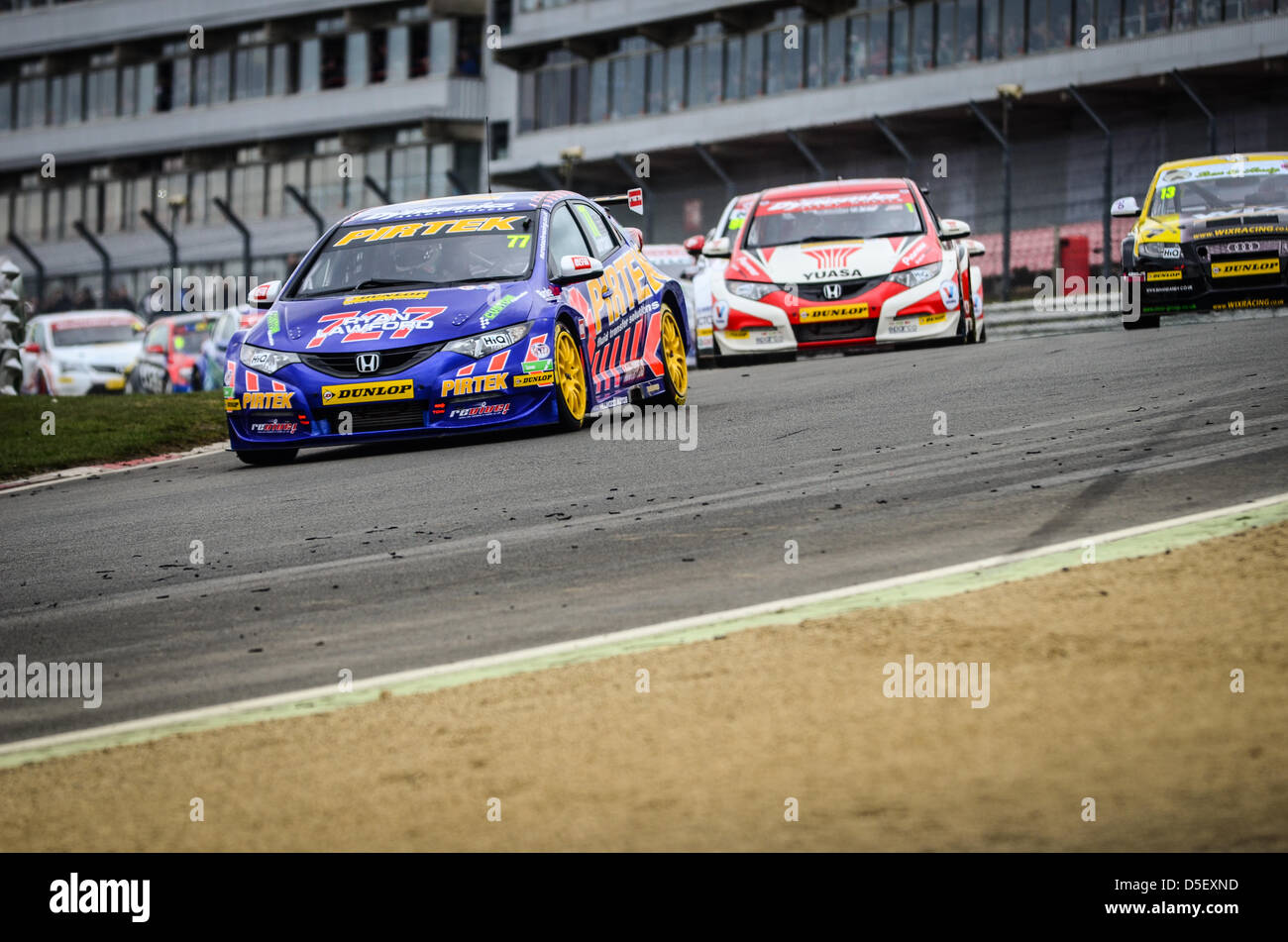 Round 1, British Touring Car Championship. Brands Hatch Race circuit ...