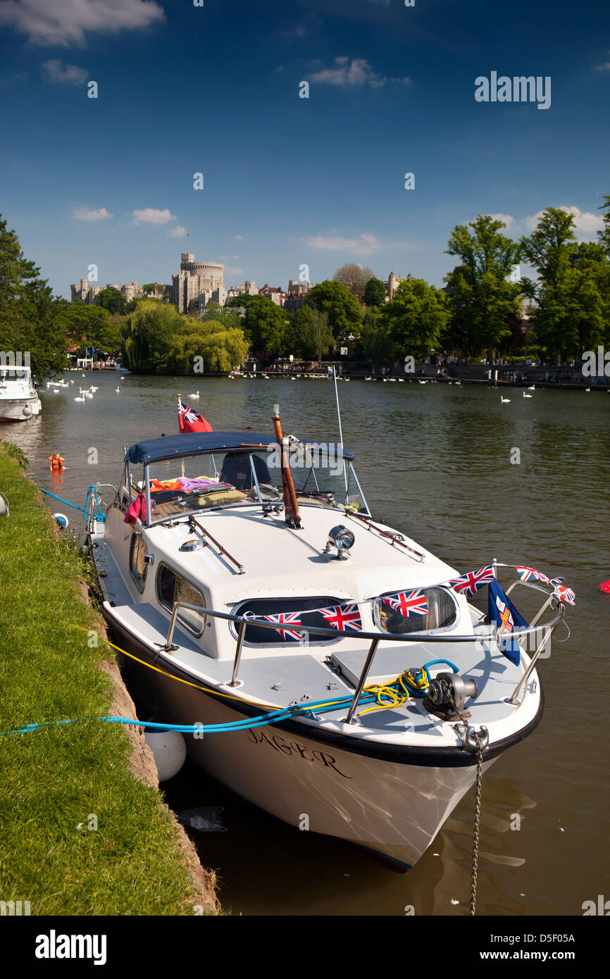 England, Berkshire, Windsor, cabin cruiser moored on River Thames Stock Photo