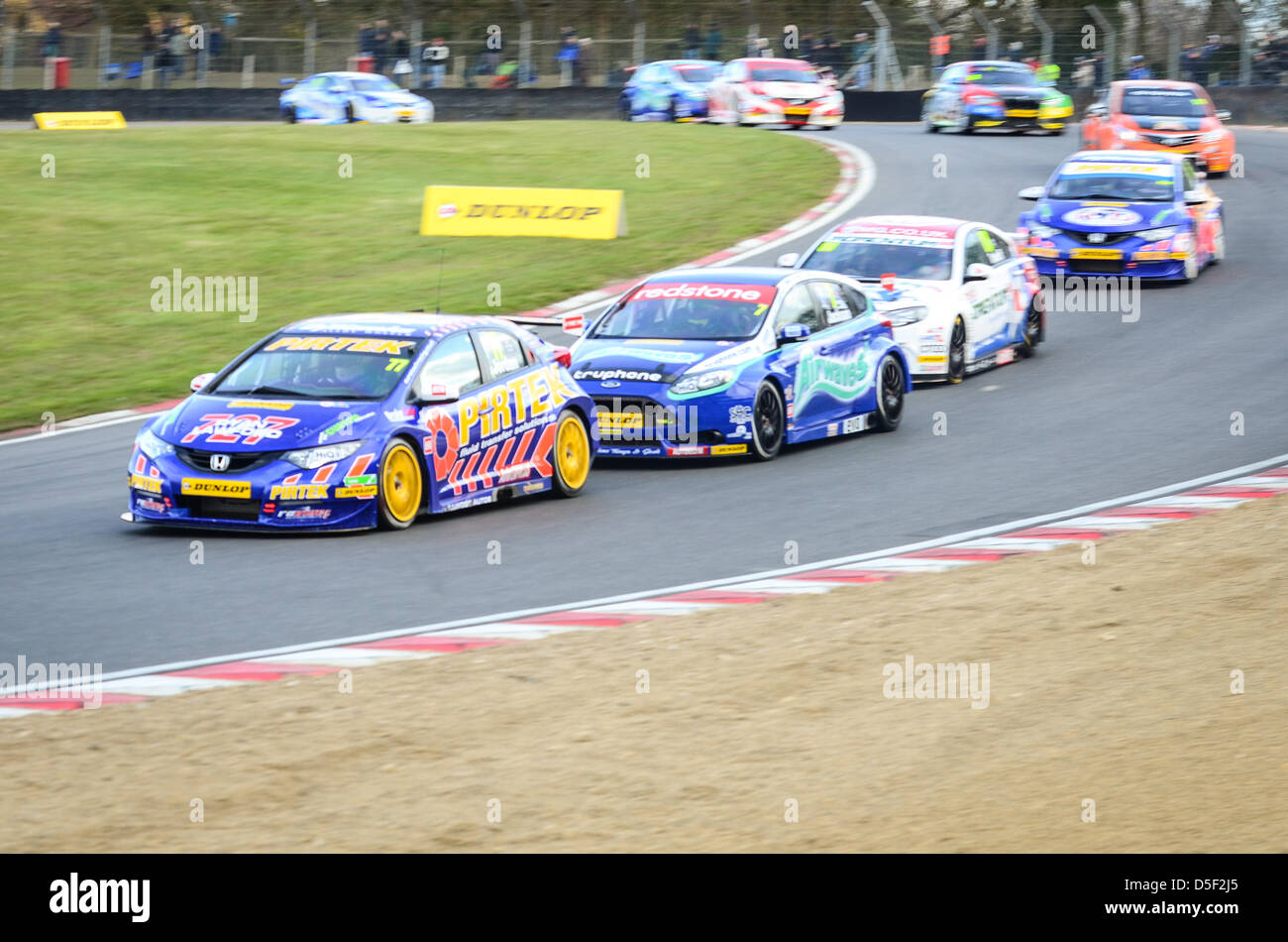 Round 1, British Touring Car Championship. Brands Hatch Race circuit ...