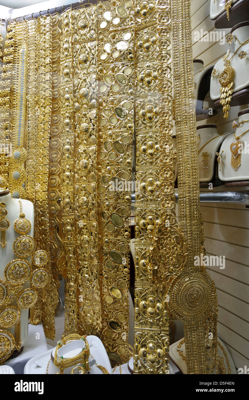 Handcraft Gold jewelry on sale, Dubai Gold Souk, United Arab Emirates ...