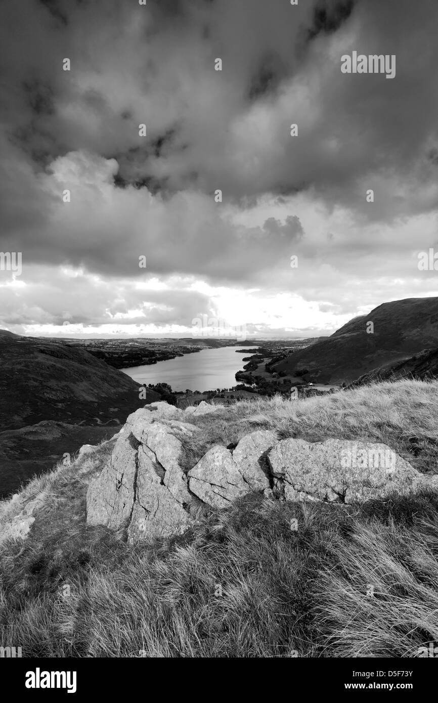 View over the summit of Steel Knotts fell, Lake District National Park