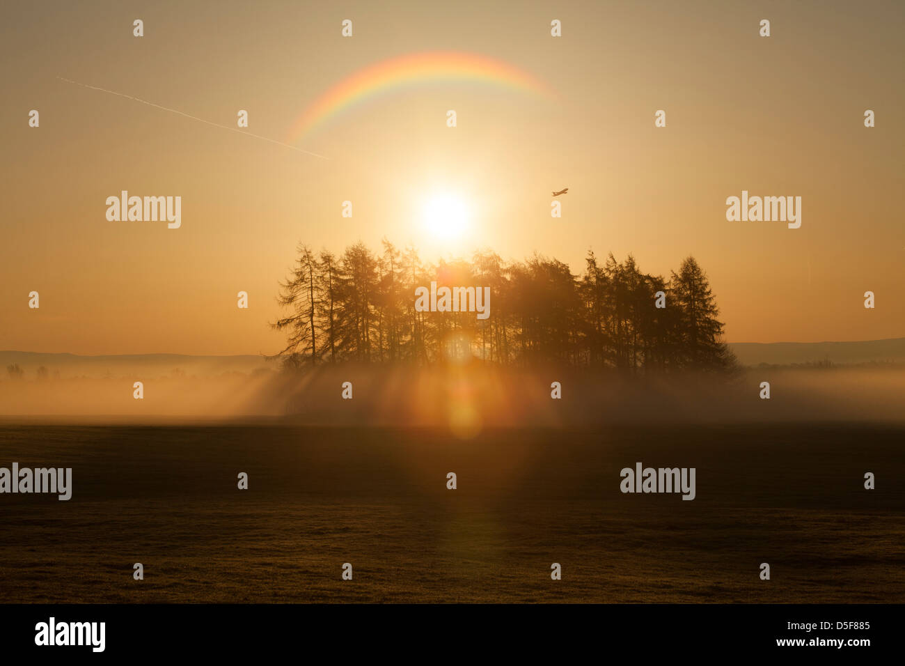 Take off dawn morning plane hi-res stock photography and images - Alamy