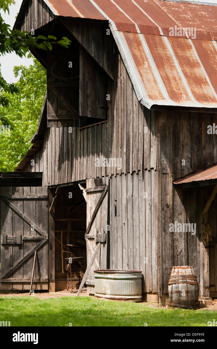 Cooper Barn from the 1930s, Shiloh Museum of Ozark History, Springdale, Arkansas Stock Photo