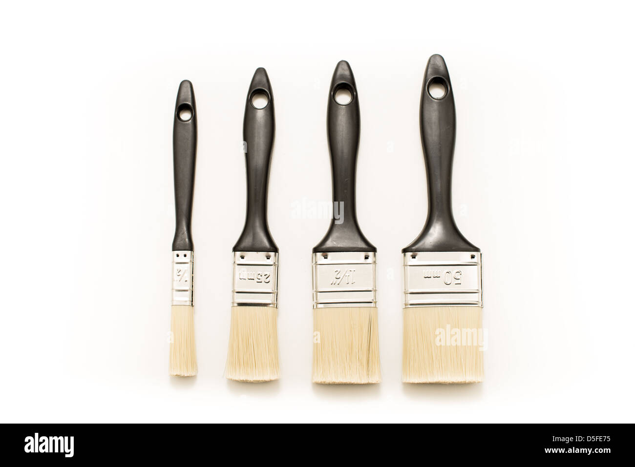 Paint brush sizes hires stock photography and images Alamy
