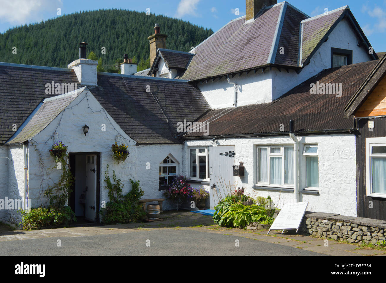 Tibbie Shiels Inn, St Mary's Loch, Borders Region, Scotland Stock Photo