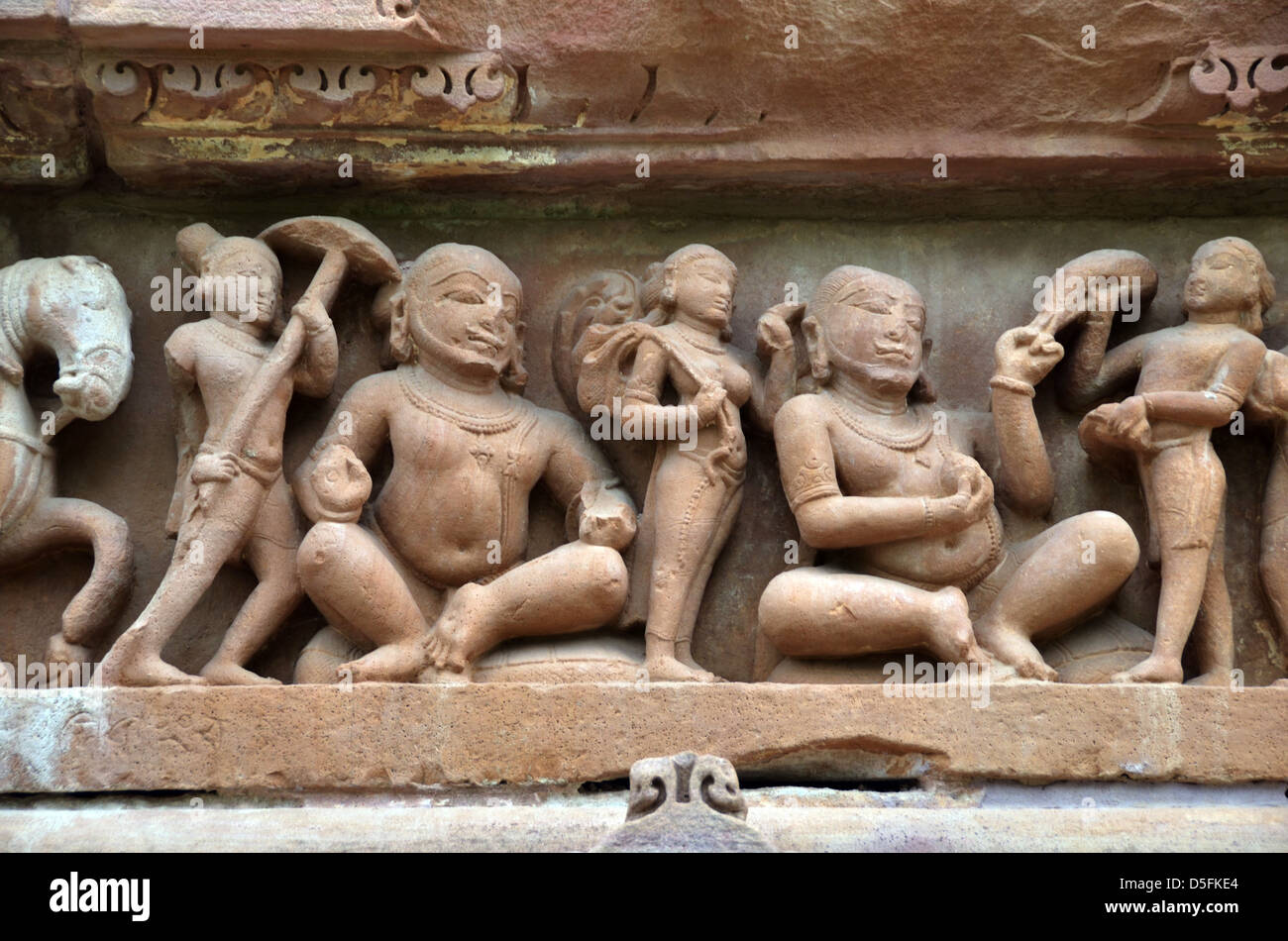 Carvings on temple walls at Khajuraho Stock Photo