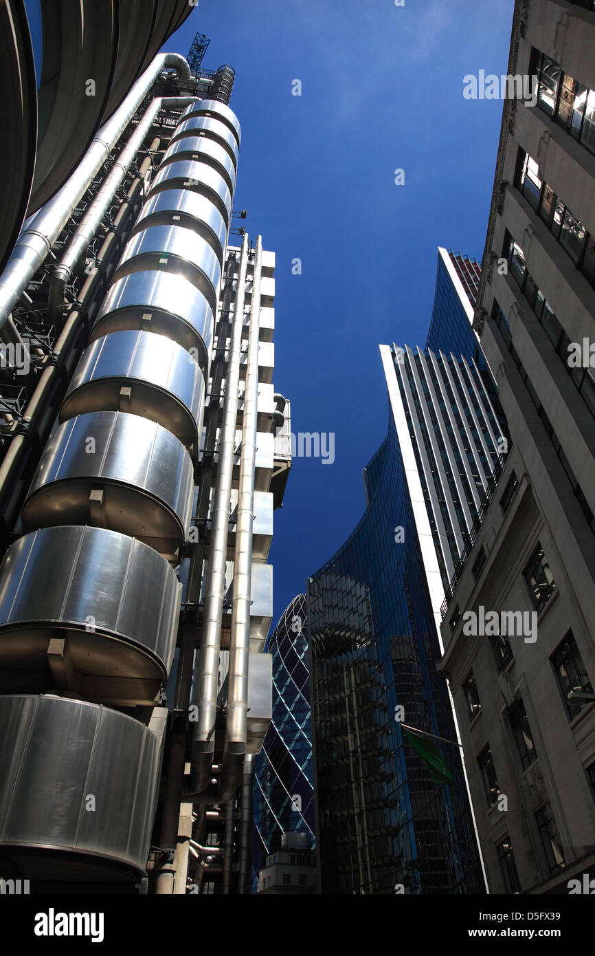 Summer view of the Lloyds Bank Building, North Bank, London City, England, United Kingdom Stock Photo
