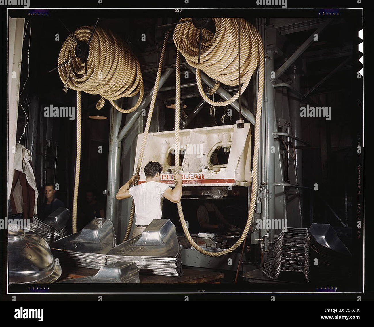 Drop hammer hires stock photography and images Alamy