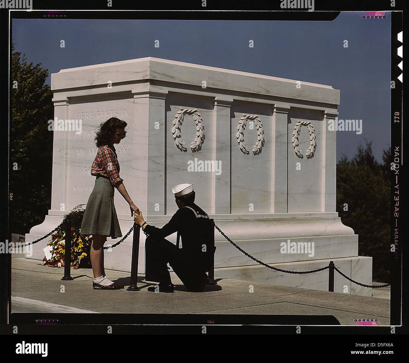 Sailor and girl at the Tomb of the Unknown Soldier, Washington, D.C. (LOC) Stock Photo