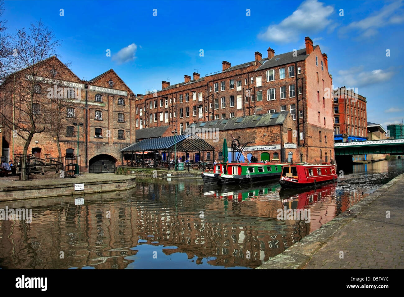 Narrowboats on the Nottingham Canal, Waterfront area of Nottingham city centre, Nottinghamshire, England, UK Stock Photo