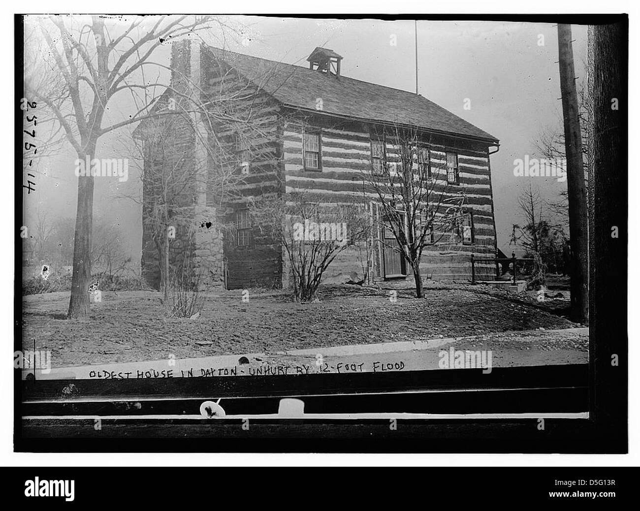 Oldest house in Dayton unhurt by 12 foot flood (LOC Stock Photo Alamy
