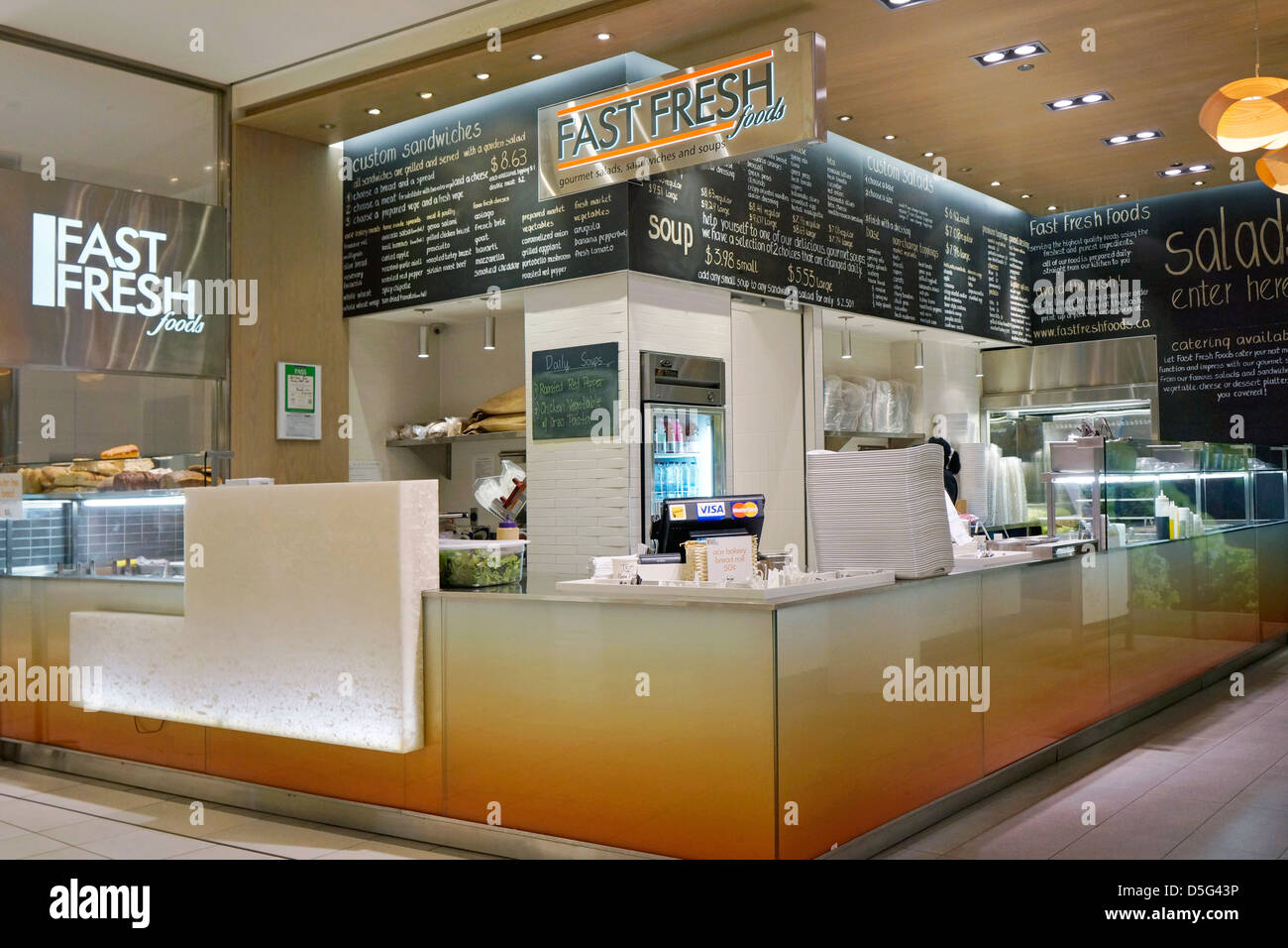 Fast Fresh Foods Eatery, in Shopping Mall Stock Photo