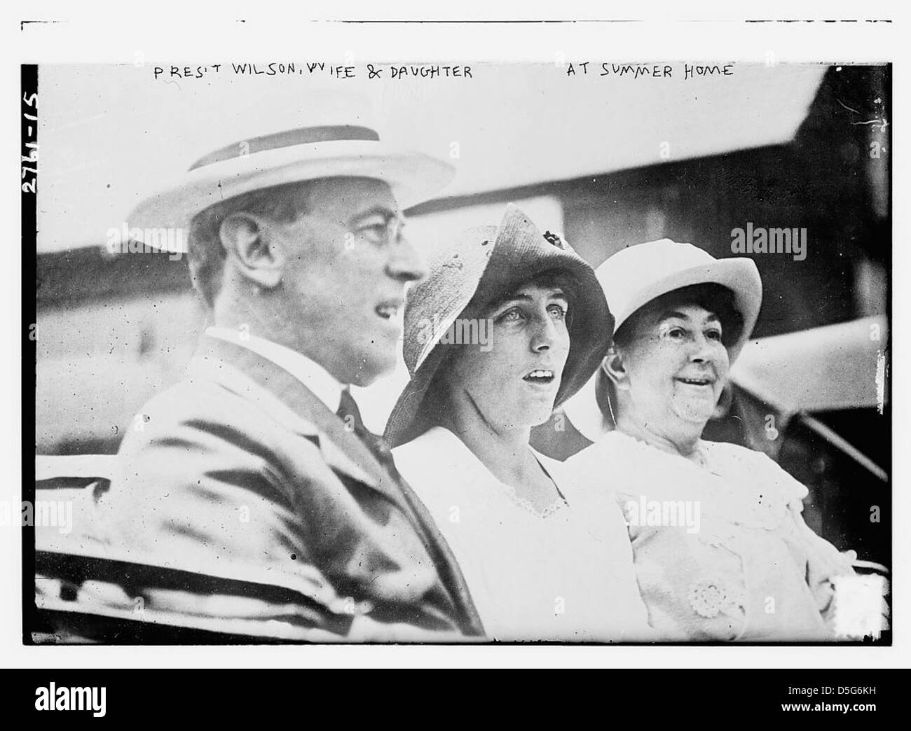Pres't Wilson, wife & daughter at summer home (LOC) Stock Photo