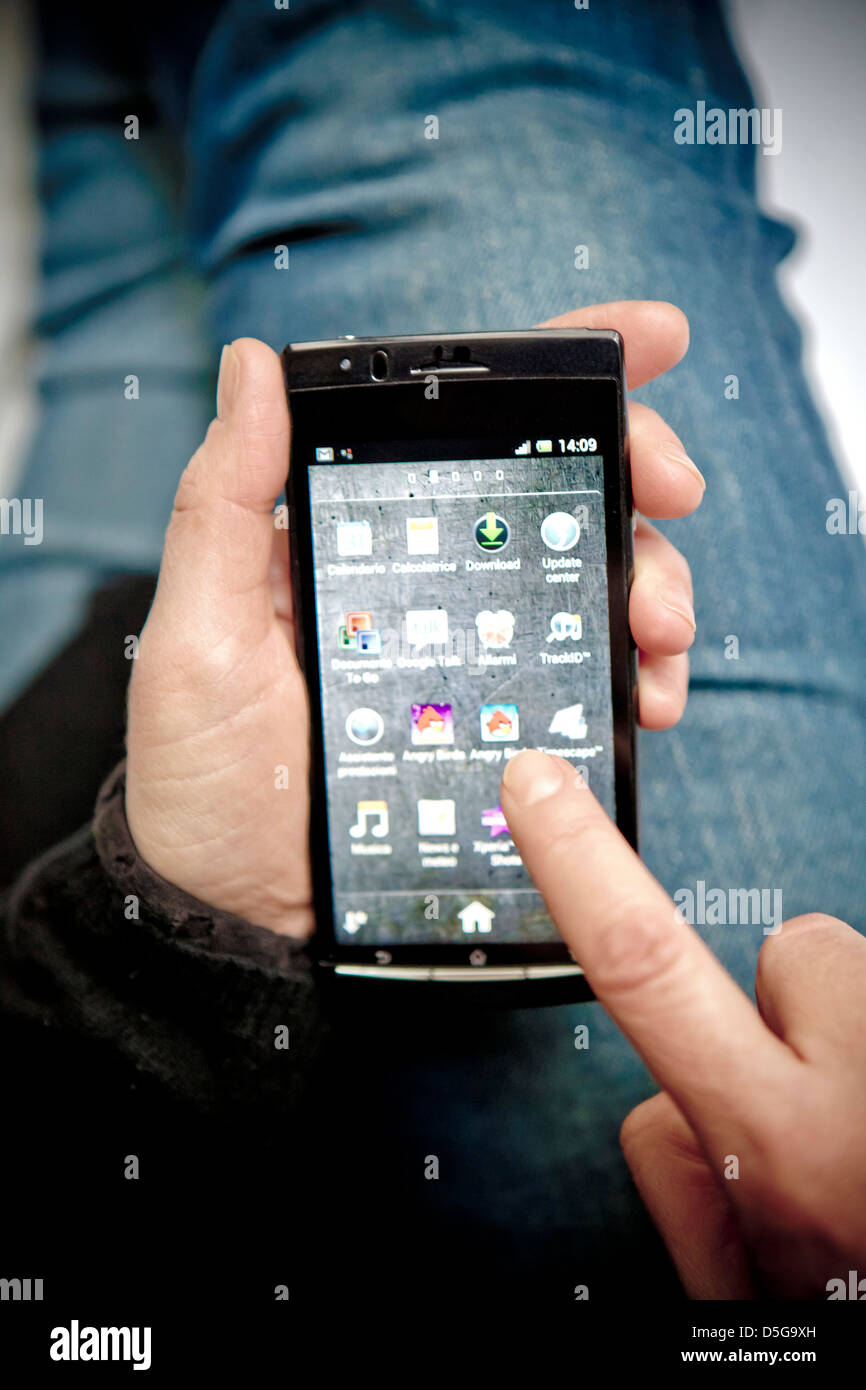 Not smartphone hi-res stock photography and images - Alamy