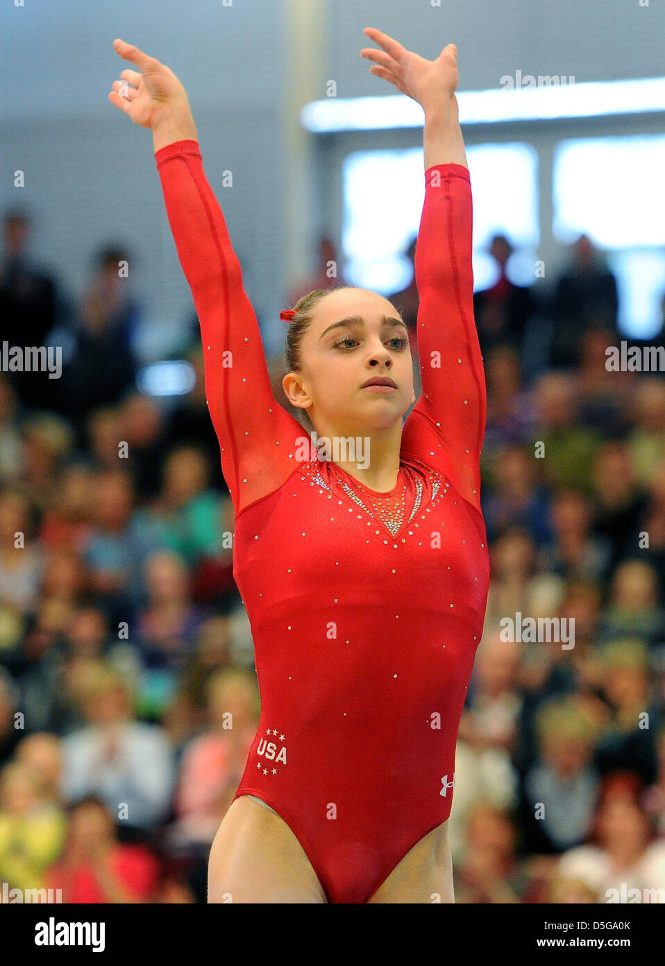 The US-American gymnast Peyton Ernst at the balance beam at an international gymnastics competition at the Richard-Hartmann-Halle in Chemnitz, Germany, 30 March 2013. Photo: Thomas Eisenhuth Stock Photo