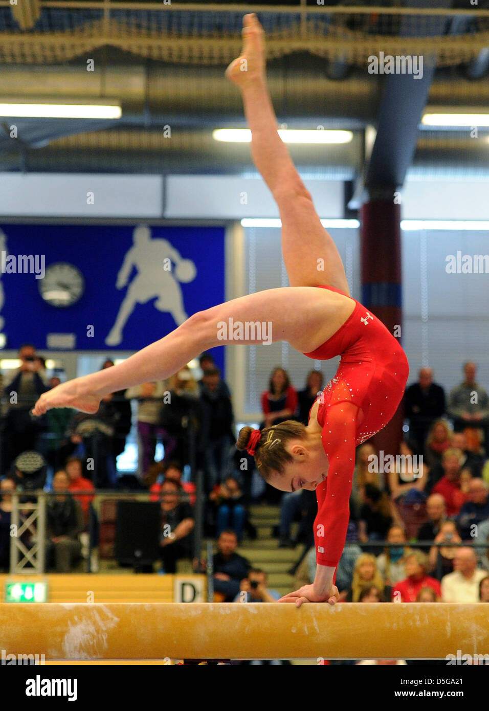 The US-American gymnast Peyton Ernst on the balance beam at an international gymnastics competition at the Richard-Hartmann-Halle in Chemnitz, Germany, 30 March 2013. Photo: Thomas Eisenhuth Stock Photo