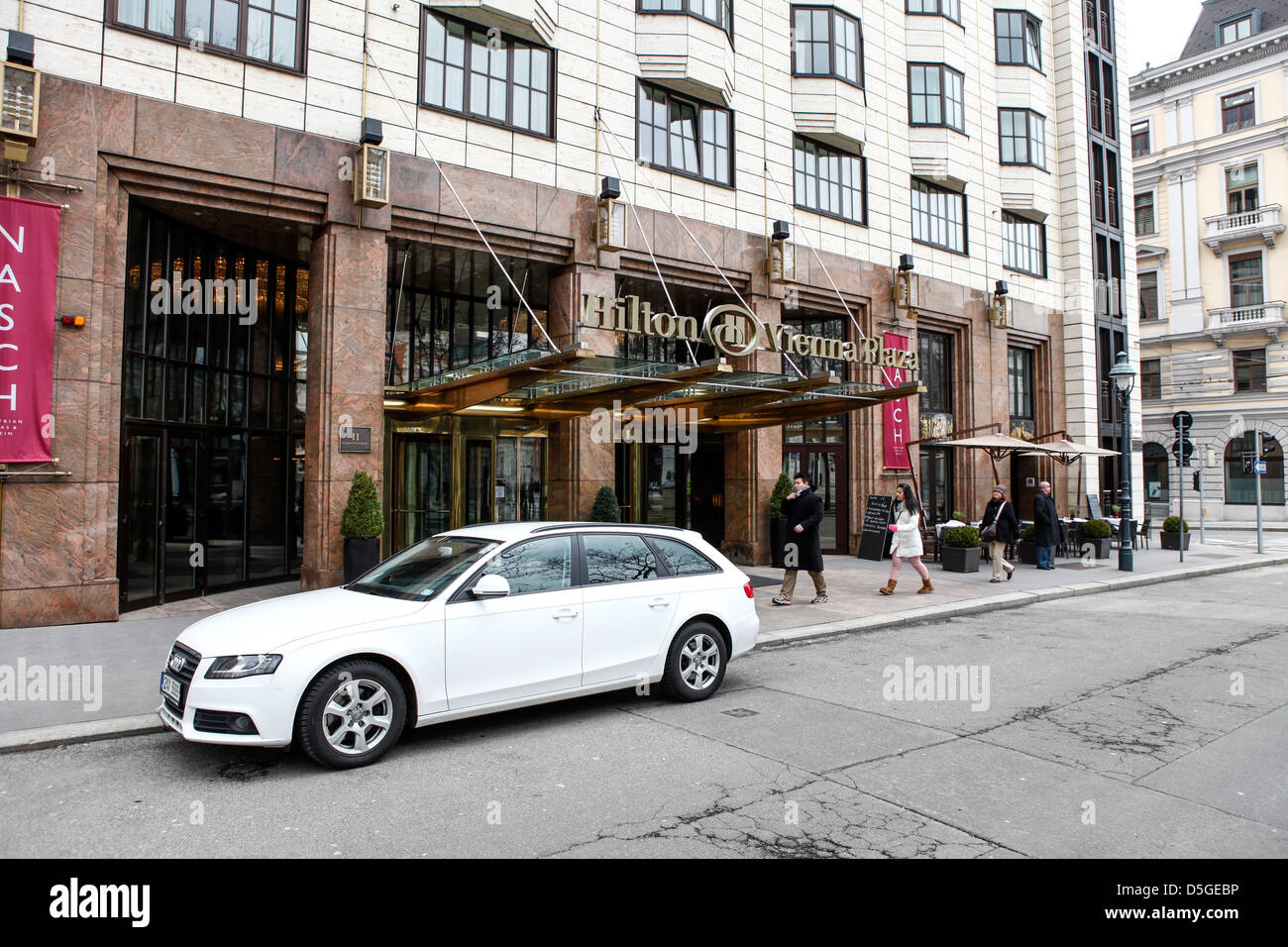 Hilton VIenna Plaza Stock Photo - Alamy