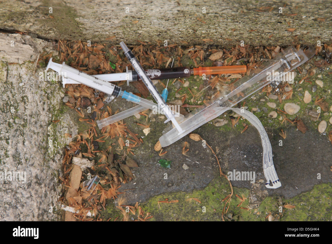 Syringes drug addict Stock Photo Alamy