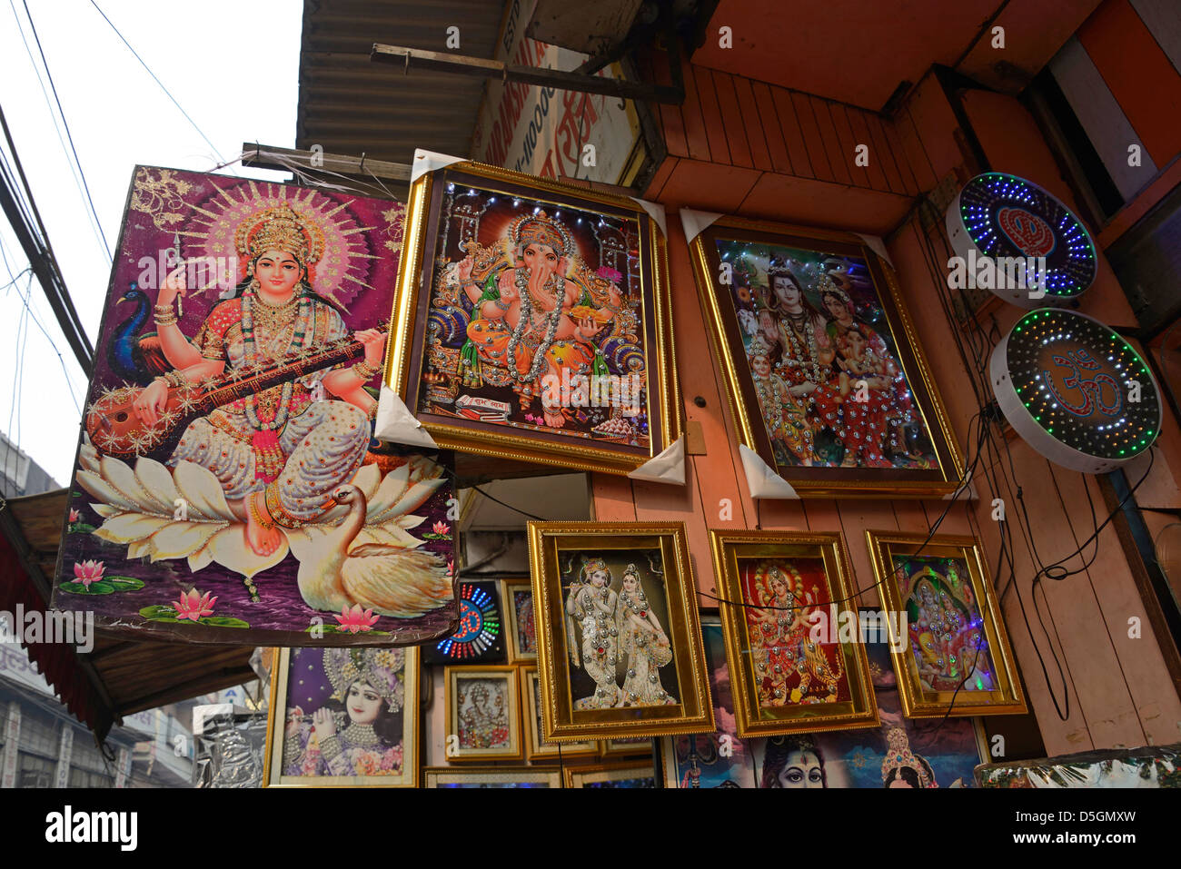 A Hindu gift shop in Chandni Chowk, Old Delhi, India Stock Photo