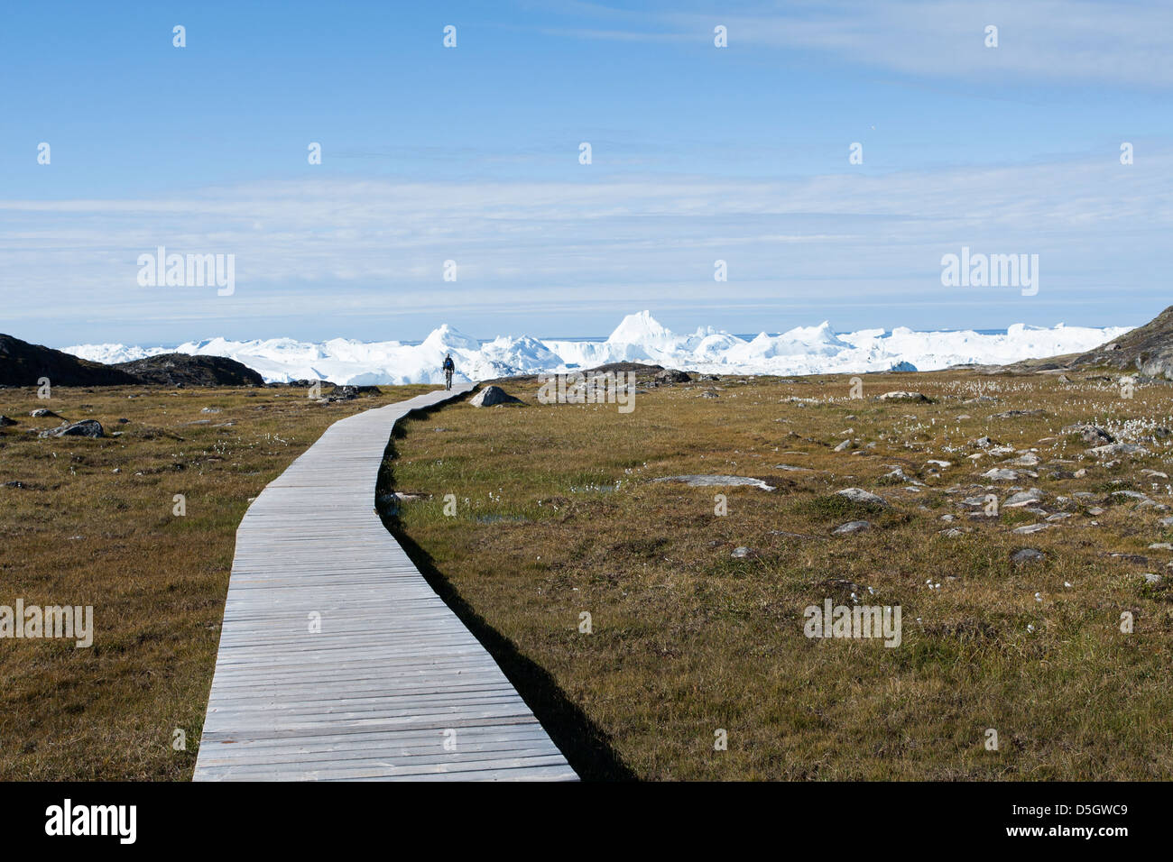 Wooden walkway to Ilulissat Icefjord, Ilulissat (Jakobshavn), Greenland Stock Photo