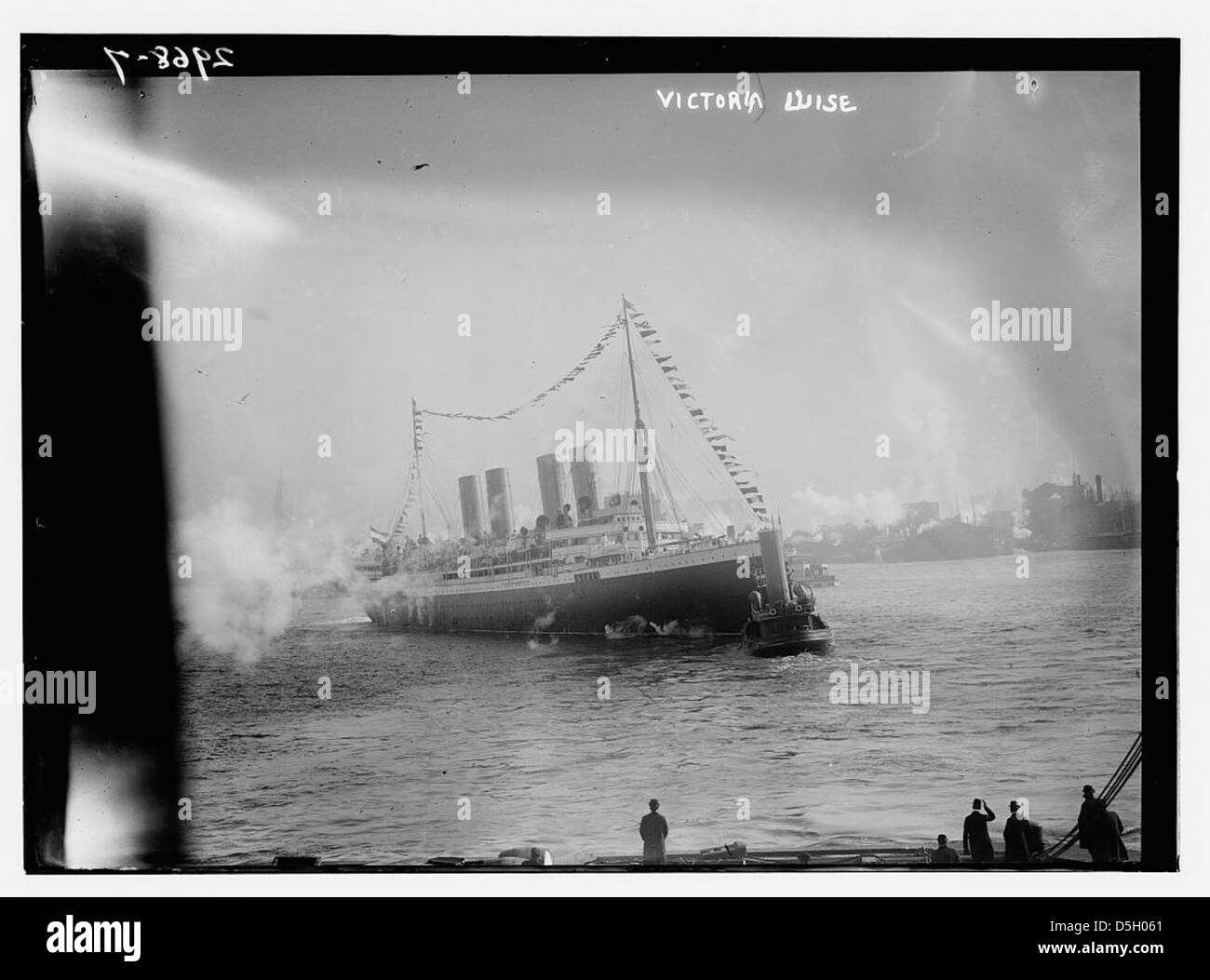 The Victoria Luise, an ocean liner of the Hamburg-Amerikanische Packetfahrt-Actien-Gesellschaft (HAPAG), is shown here as part of the Hamburg America Line fleet. This ship played a key role in transatlantic travel in the early 20th century. Stock Photo