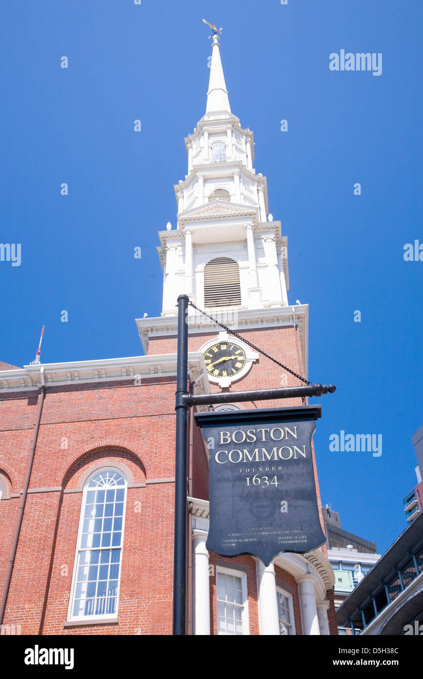 Boston Common Sign below Park Street Steeple and Church, Boston, Ma., New England, USA Stock Photo