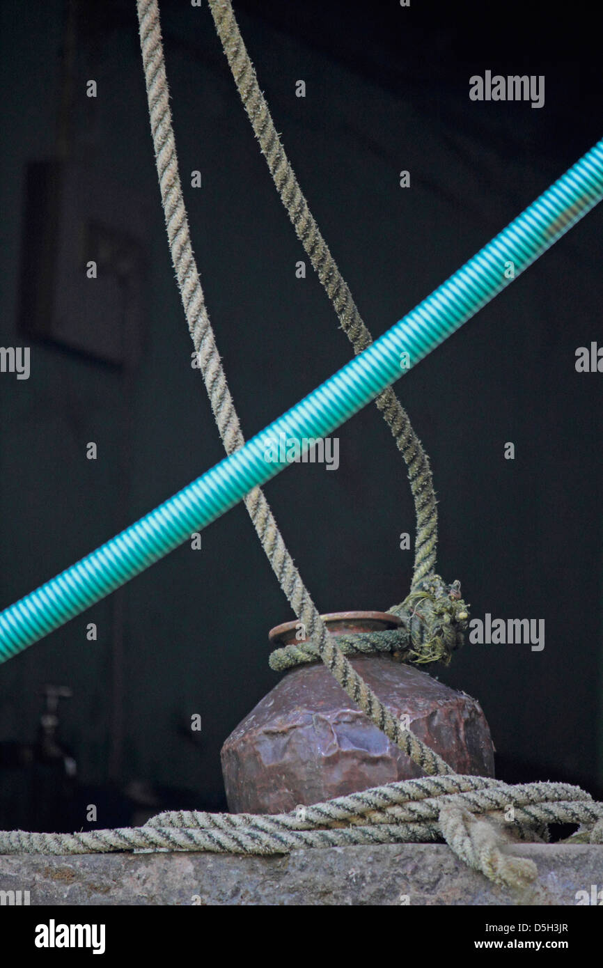 'Rahate', a pulley used for drawing water out of a well in a