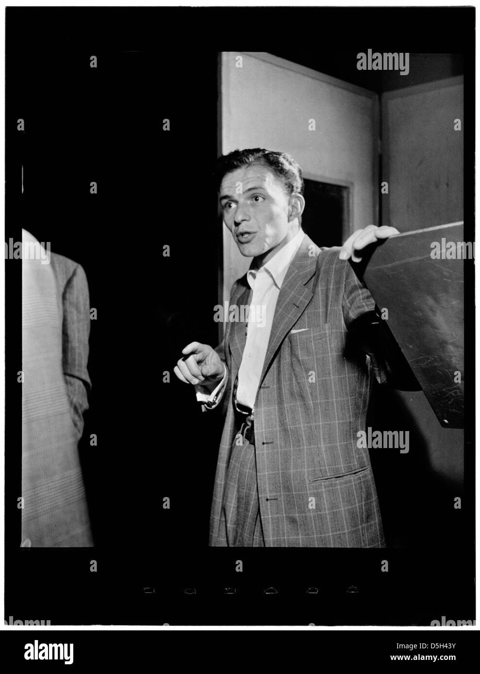 [Portrait of Frank Sinatra, Liederkrantz Hall, New York, N.Y., ca. 1947] (LOC) Stock Photo