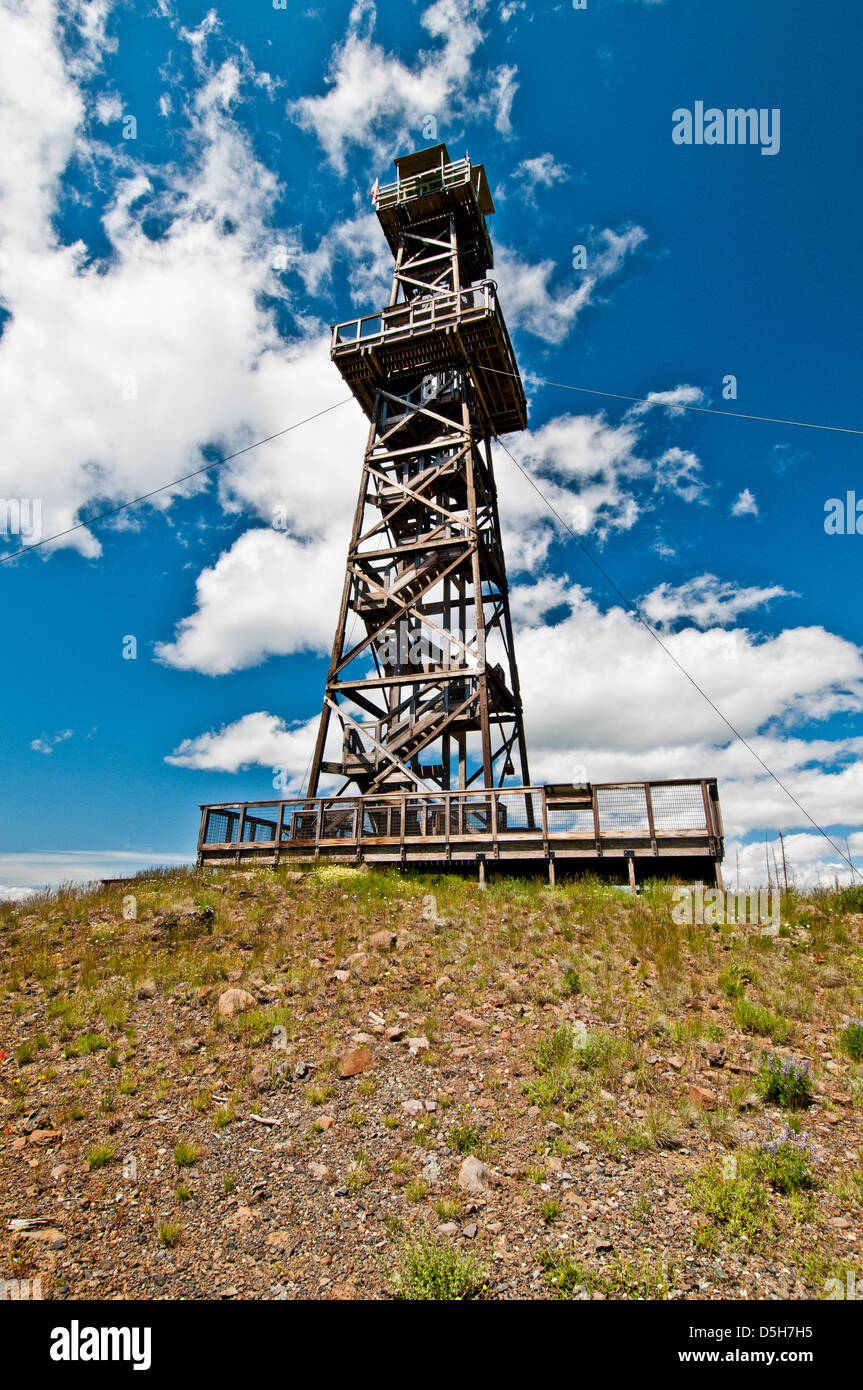 Hat Point fire lookout in Hells Canyon National Recreation Area, Oregon Stock Photo