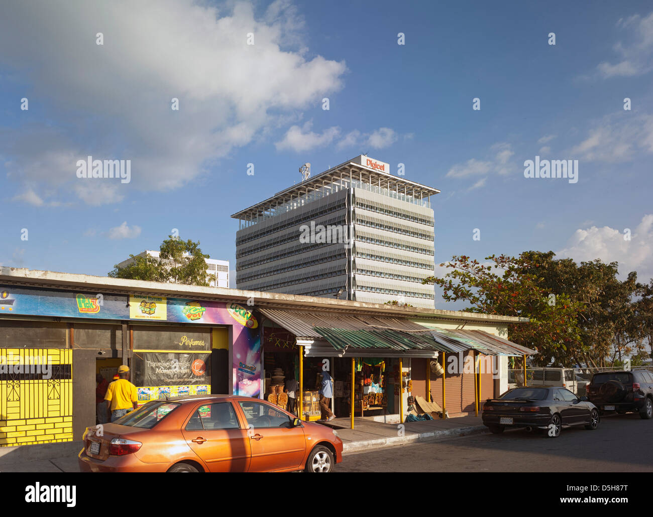 Digicel Caribbean Headquarters, Kingston, Jamaica. Architect de Blacam