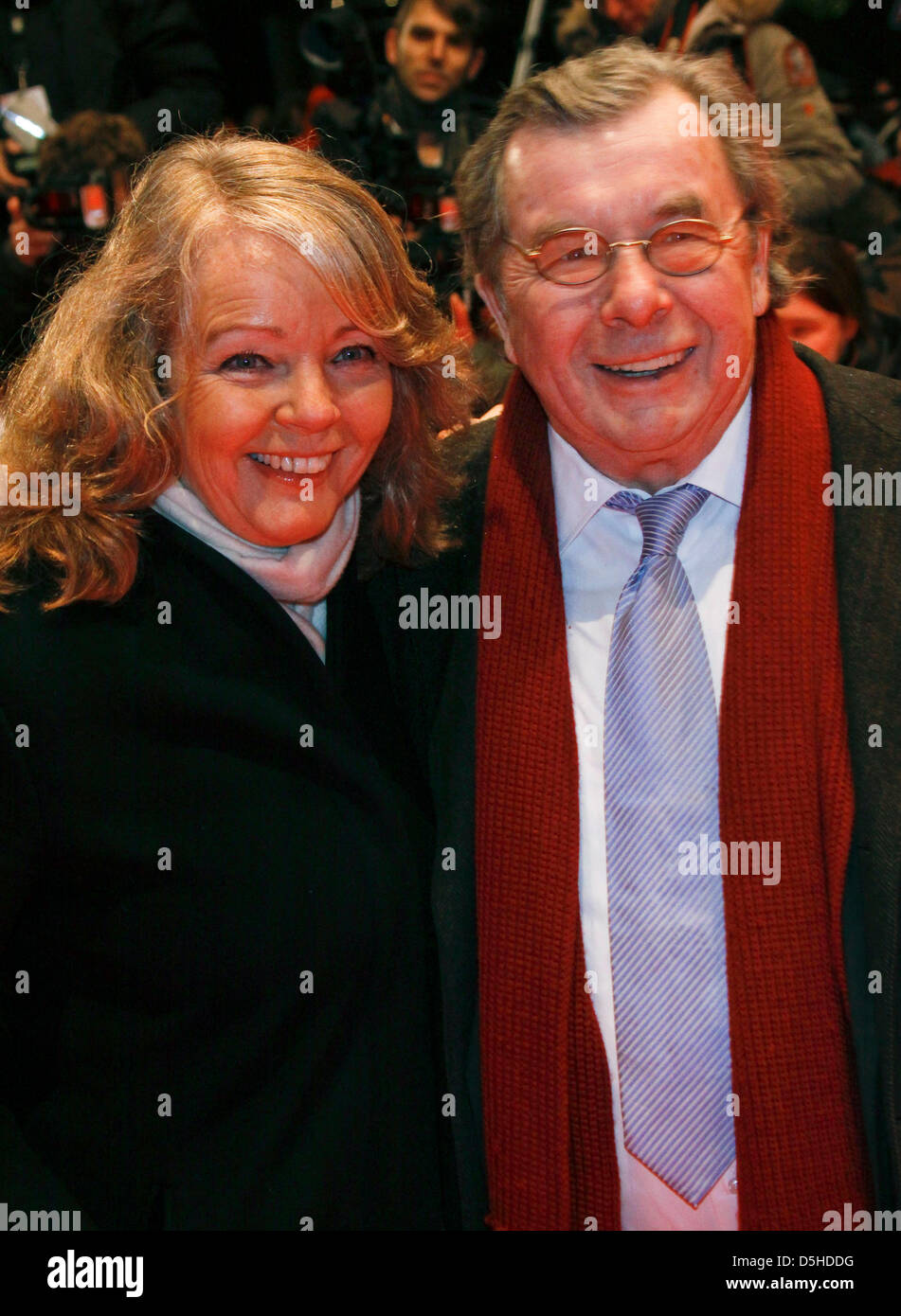 Literary critic Hellmuth Karasek (R) and his wife Armgard Seegers-Karasek (L) arrive at the opening of the 60th Berlinale international film festival at Berlinale Palast in Berlin, Germany, 11 February 2010. Photo: Hubert Boesl Stock Photo